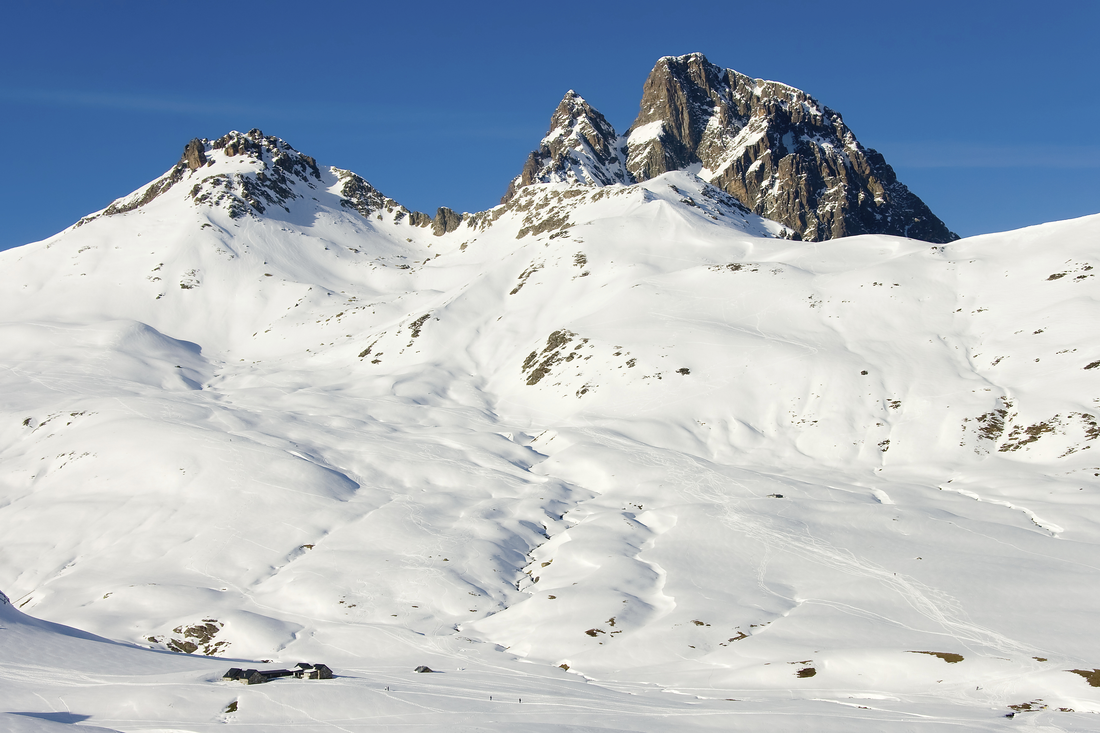 Los mejores lugares para disfrutar de la nieve en España Skyscanner