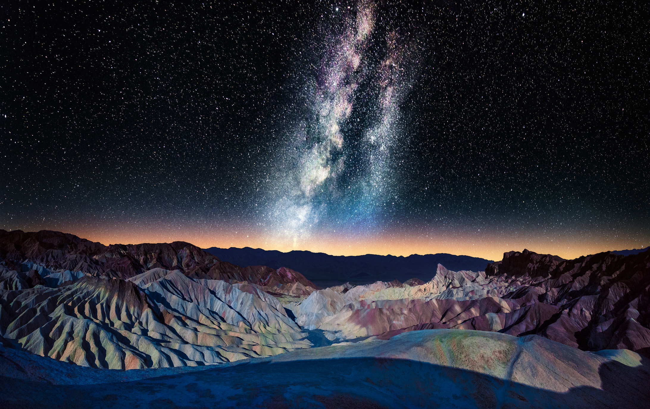 la via láctea en el death valley en estados unidos